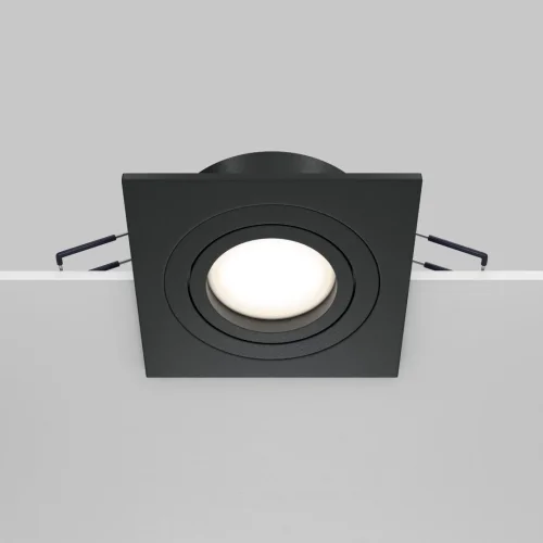 Светильник точечный Atom DL024-2-01B Maytoni чёрный 1 лампа, основание чёрное в стиле современный  фото 3