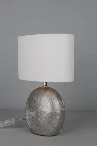 Настольная лампа Valois OML-82304-01 Omnilux белая 1 лампа, основание серебряное керамика в стиле современный  фото 2