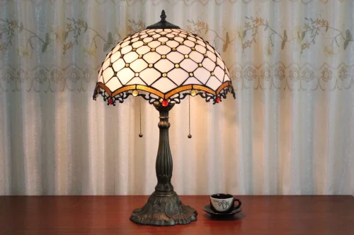 Настольная лампа Тиффани European OFT922 Tiffany Lighting разноцветная коричневая бежевая 2 лампы, основание коричневое металл в стиле тиффани орнамент фото 4