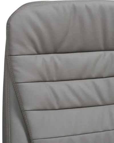 Офисное кресло для руководителей 108F-LMR LYNDON, цвет серый Dobrin, серый/экокожа, ножки/металл/хром, размеры - 1150*1200***670*670 фото 10
