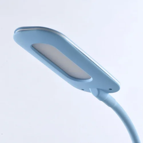 Настольная лампа LED Ракурс 631036801 DeMarkt голубая 1 лампа, основание голубое полимер в стиле современный  фото 3