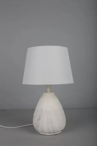 Настольная лампа Parisis OML-82104-01 Omnilux белая 1 лампа, основание белое керамика в стиле современный  фото 2