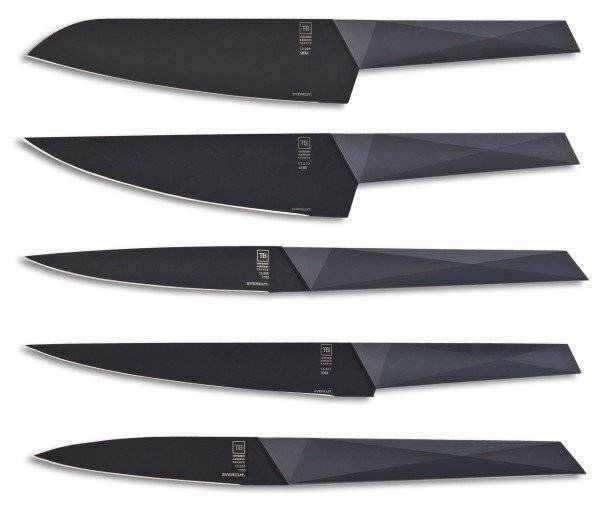 black-steel-knives