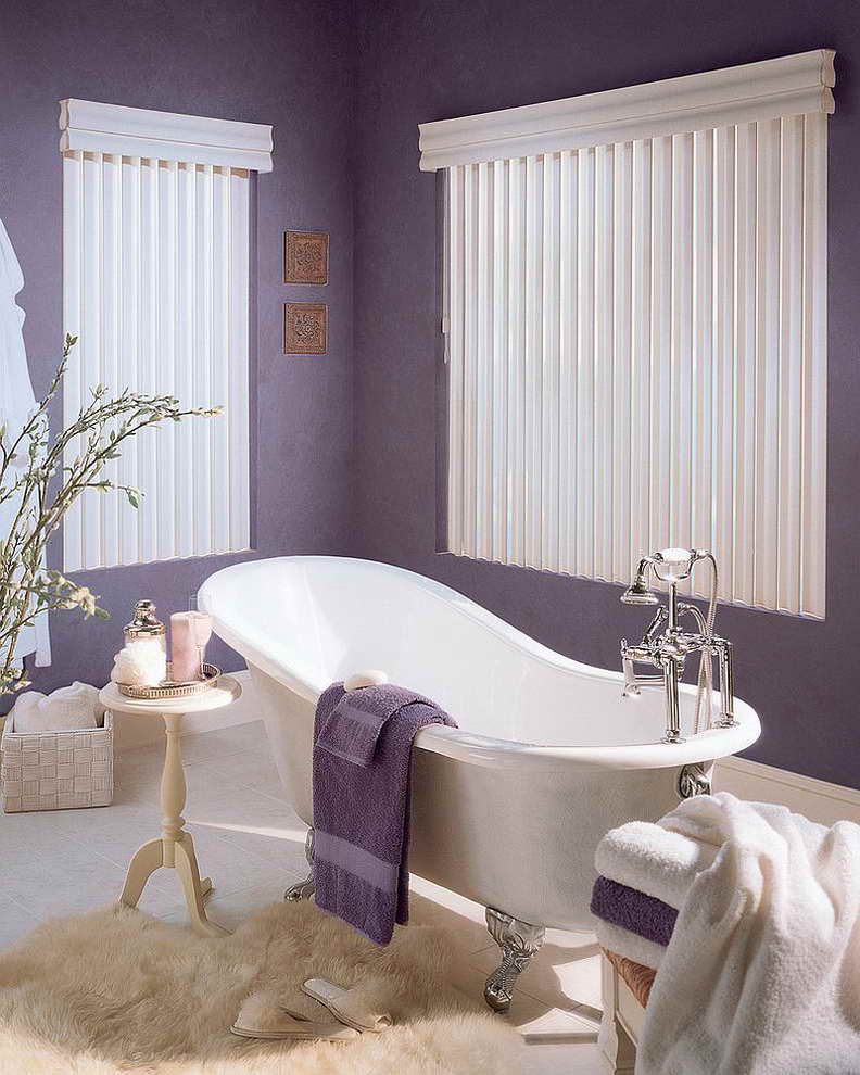 Стильные ванные комнаты в фиолетовых цветах