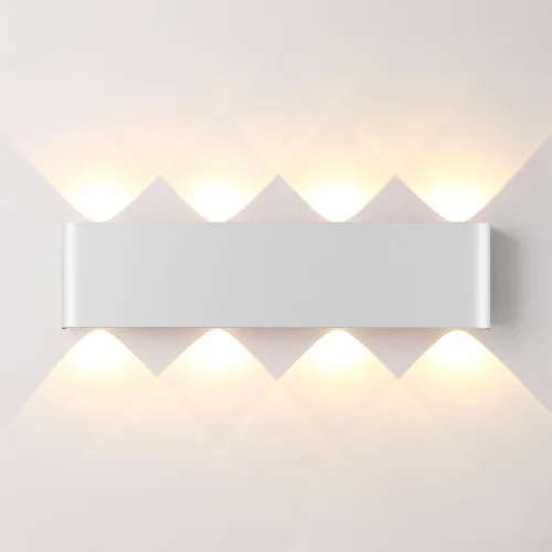 Бра Magnum 7192/8WL Odeon Light белый на 1 лампу, основание белое в стиле хай-тек фото 3 Бра Magnum 7192/8WL Odeon Light белый на 1 лампу, основание белое в стиле хай-тек фото 3