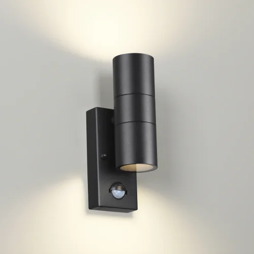 Настенный светильник с датчиком движения Motto 4389/2W Odeon Light уличный IP44 чёрный 1 лампа, плафон чёрный в стиле хай-тек GU10 фото 2