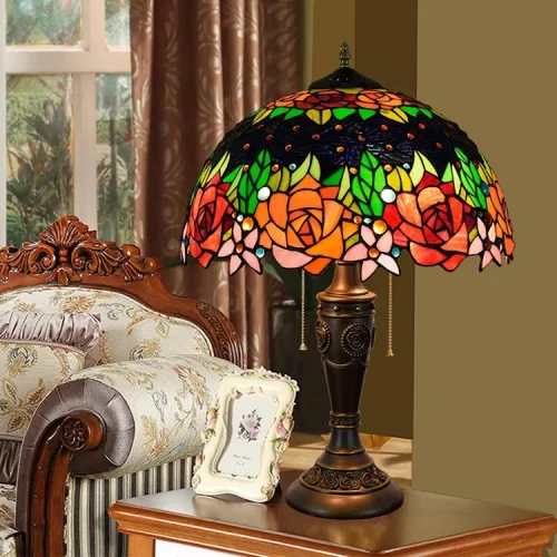 Настольная лампа Тиффани Rose OFT891 Tiffany Lighting разноцветная оранжевая красная зелёная 2 лампы, основание коричневое полимер в стиле тиффани цветы фото 2