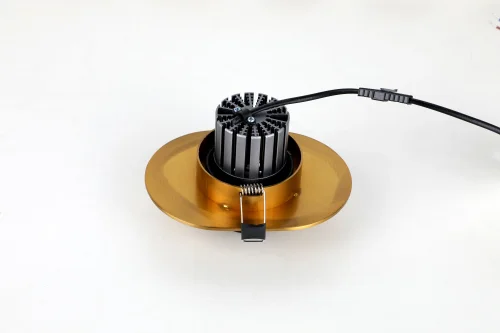 Светильник точечный LED Retro 2789-1C Favourite латунь на 1 лампу, основание латунь в стиле современный хай-тек фото 3