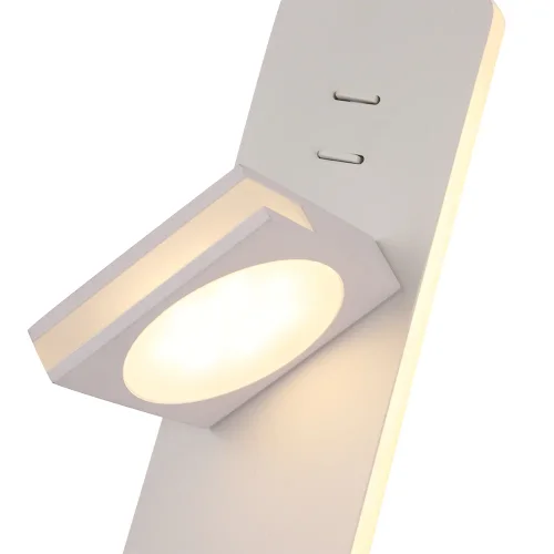Бра с выключателем LED CLT 216W WH Crystal Lux белый на 1 лампу, основание белое в стиле современный фото 10