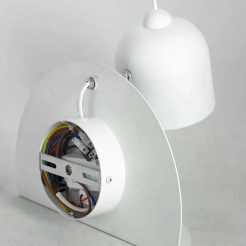 Бра с выключателем с usb Cozy LSP-8233 Lussole белый на 1 лампа, основание белое в стиле современный с полкой фото 4