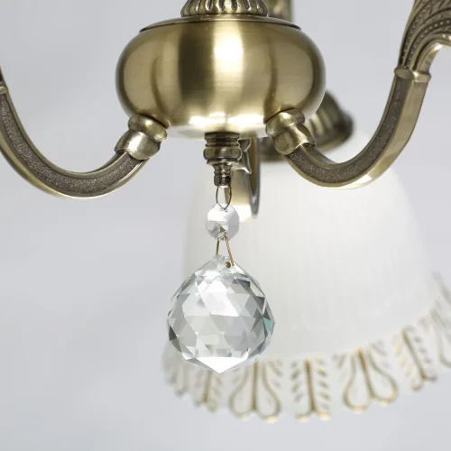 Люстра потолочная Ариадна 105010603 DeMarkt белая на 3 лампы, основание бронзовое в стиле классический  фото 8
