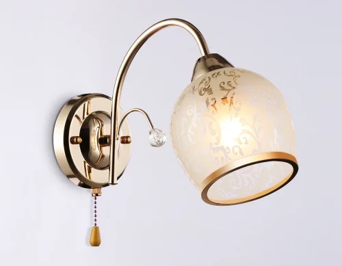 Бра с выключателем TR3195 Ambrella light белый на 1 лампа, основание золотое в стиле классический 