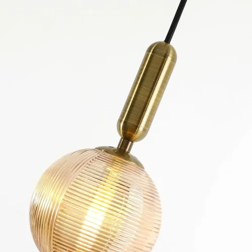 Светильник подвесной Idem 2723-1P Favourite янтарный 1 лампа, основание латунь в стиле классический выдувное фото 4