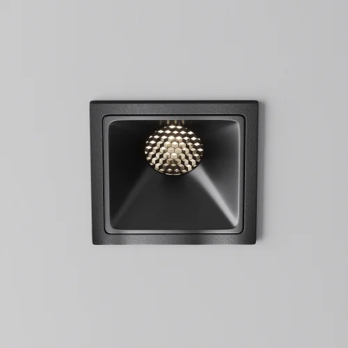 Светильник точечный LED Alfa LED DL043-01-10W4K-SQ-B-1 Maytoni чёрный на 1 лампу, основание чёрное в стиле современный хай-тек квадратный фото 3