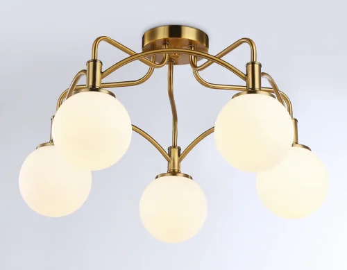 Люстра потолочная TR3212 Ambrella light белая на 5 ламп, основание золотое в стиле классический шар фото 5