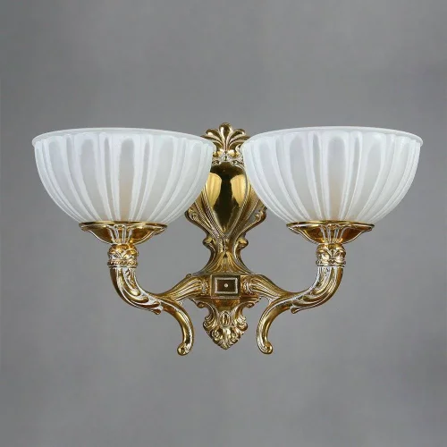 Бра  VALENCIA 02227/2 WP AMBIENTE by BRIZZI белый на 2 лампы, основание бронзовое в стиле классический 