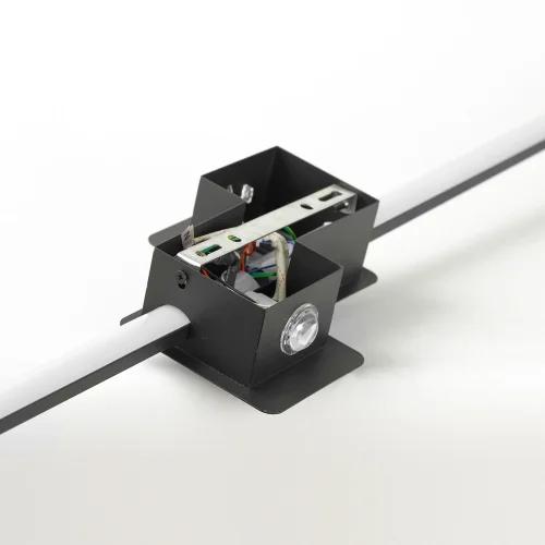 Бра LED Hardeman LSP-7391 Lussole чёрный на 1 лампу, основание чёрное в стиле минимализм современный отражённый свет фото 3