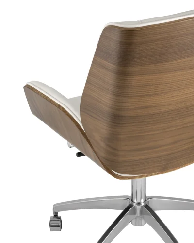 Кресло офисное TopChairs Crown, бежевое УТ000030889 Stool Group, белый/экокожа, ножки/металл/хром, размеры - ****600*620 фото 4