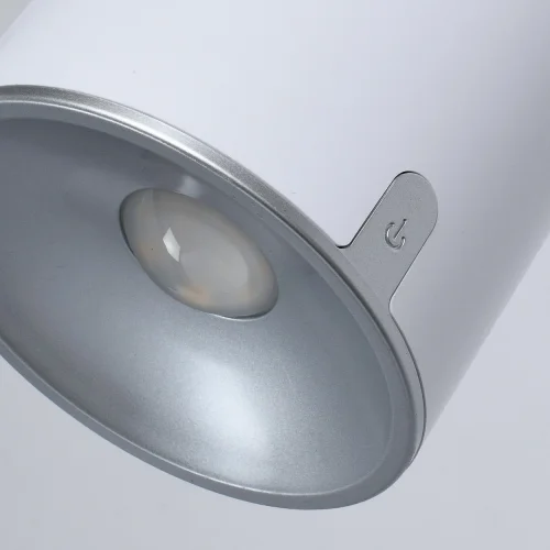 Торшер LED Эдгар 408042302 DeMarkt  белый 2 лампы, основание белое в стиле хай-тек
 фото 4