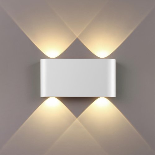 Бра Magnum 7192/4WL Odeon Light белый на 1 лампу, основание белое в стиле хай-тек 