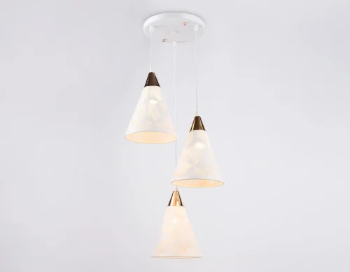 Светильник подвесной TR8433 Ambrella light белый 3 лампы, основание белое в стиле кантри прованс современный каскад фото 6