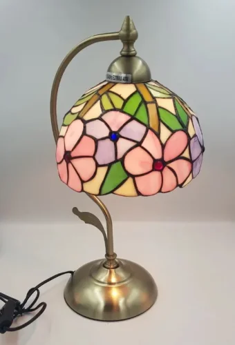 Настольная лампа Тиффани 888-804-01 Velante разноцветная 1 лампа, основание бронзовое металл в стиле тиффани цветы фото 3