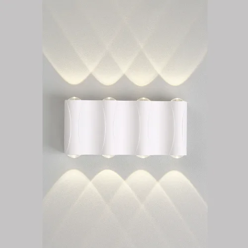Бра LED CLT 022W4 WH 4000K Crystal Lux белый на 4 лампы, основание белое в стиле хай-тек современный  фото 3