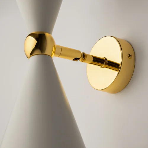 Бра Vesper MOD108WL-02WG Maytoni белый на 2 лампы, основание золотое в стиле современный арт-деко фото 6