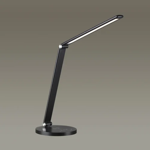 Настольная лампа LED USB Uma 4387/7TL Odeon Light чёрная 1 лампа, основание чёрное металл в стиле хай-тек беспроводная зарядка фото 6