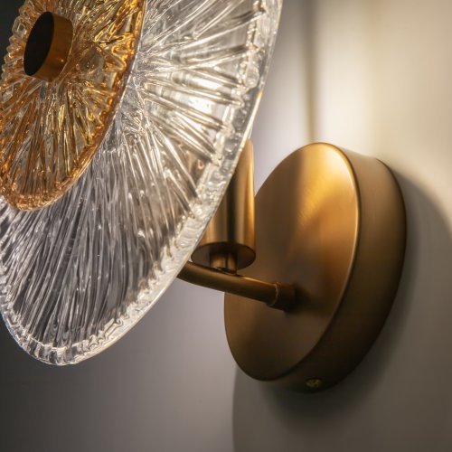 Бра настенный Aster MOD007WL-01G Maytoni прозрачный на 1 лампу, основание золотое в стиле фото 9