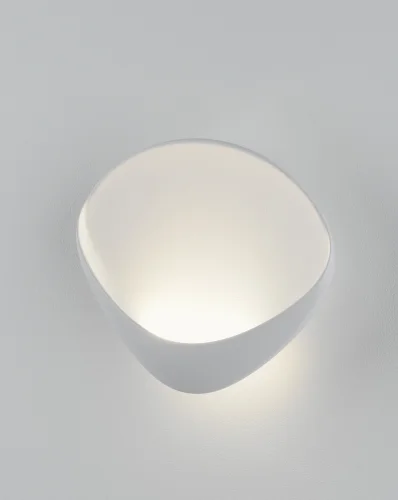 Бра LED Kelly V11651-WL Moderli белый на 1 лампу, основание белое в стиле современный фото 3