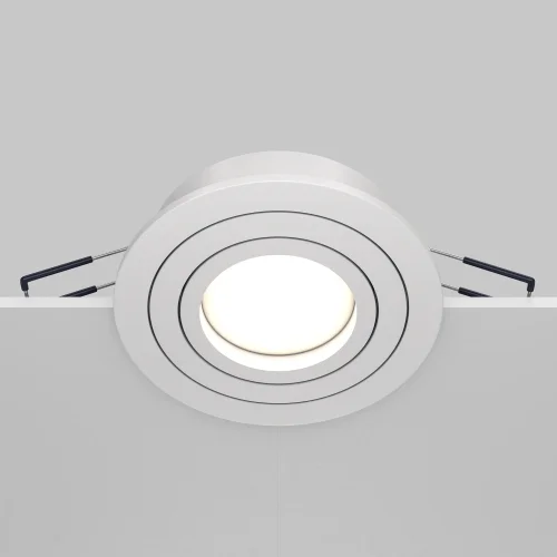 Светильник точечный Atom DL023-2-01W Maytoni белый 1 лампа, основание белое в стиле современный  фото 3