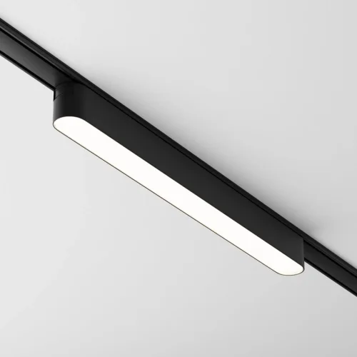 Трековый светильник LED Magnetic track system Radity TR080-1-18W4K-B Maytoni чёрный для шинопроводов серии Magnetic track system Radity чёрный фото 3