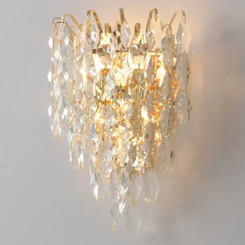 Бра HEDONIST AP3 Crystal Lux золотой на 3 лампы, основание золотое в стиле классический фото 5 Бра HEDONIST AP3 Crystal Lux золотой на 3 лампы, основание золотое в стиле классический фото 5