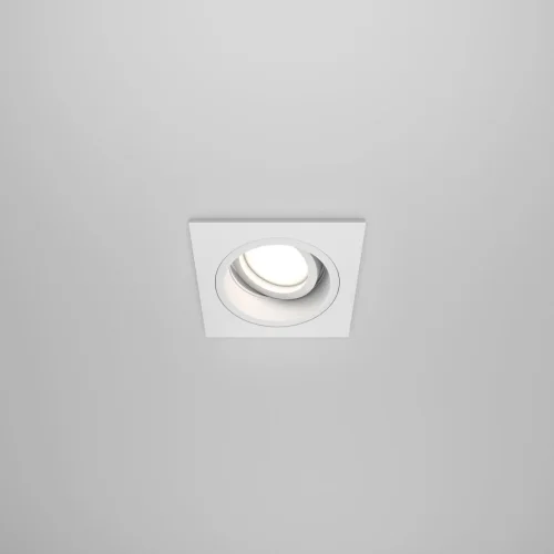 Светильник точечный Akron DL026-2-01W Maytoni белый на 1 лампу, основание белое в стиле современный фото 4