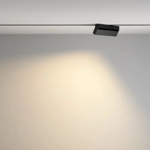 Трековый светильник LED Magnetic track system Gravity TR077-2-20W3K-B Maytoni чёрный для шинопроводов серии Magnetic track system Gravity чёрный фото 3