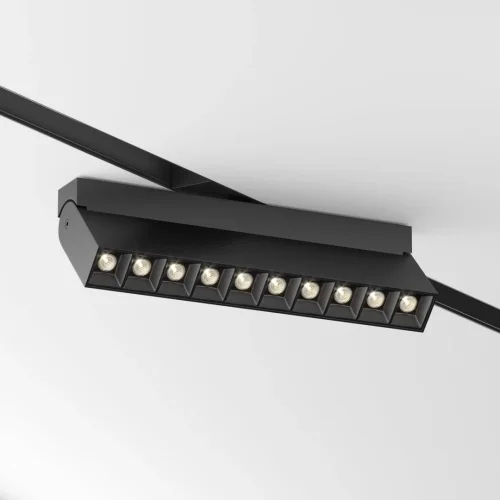 Трековый светильник LED Magnetic track system Gravity TR077-2-20W3K-B Maytoni чёрный для шинопроводов серии Magnetic track system Gravity чёрный