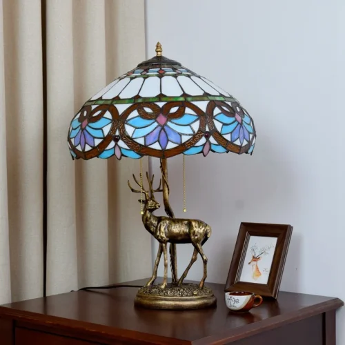 Настольная лампа Тиффани Petunia OFT914 Tiffany Lighting коричневая бежевая разноцветная голубая 2 лампы, основание бронзовое металл в стиле тиффани орнамент цветы фото 4