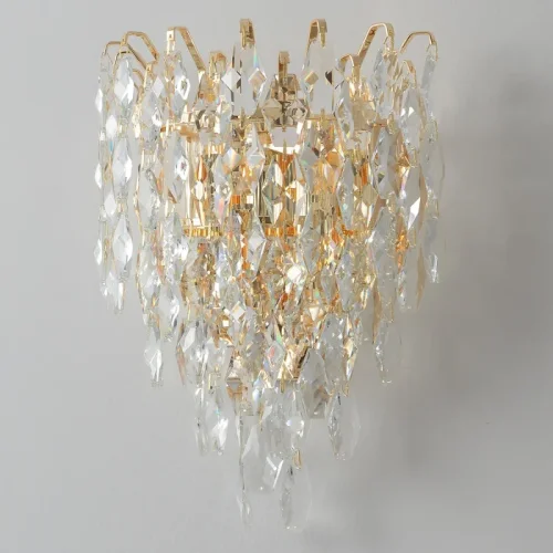 Бра HEDONIST AP3 Crystal Lux золотой на 3 лампы, основание золотое в стиле классический фото 4 Бра HEDONIST AP3 Crystal Lux золотой на 3 лампы, основание золотое в стиле классический фото 4
