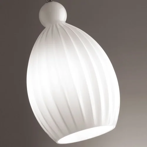Светильник подвесной Storzo 4775/1 Odeon Light белый 1 лампа, основание хром в стиле модерн  фото 3