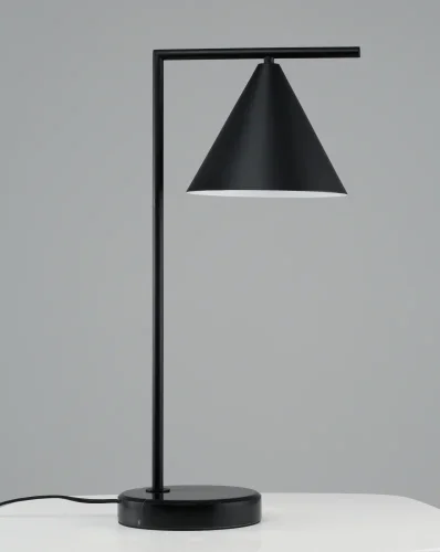 Настольная лампа Omaha V10516-1T Moderli чёрная 1 лампа, основание чёрное металл в стиле современный 