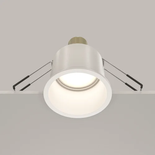 Светильник точечный Reif DL049-01W Maytoni белый на 1 лампу, основание белое в стиле современный хай-тек фото 2