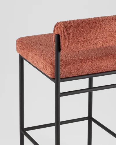 Стул полубарный Балла букле коралловый УТ000041908 Stool Group, красный/букле, ножки/металл/чёрный, размеры - ***** фото 5 Стул полубарный Балла букле коралловый УТ000041908 Stool Group, красный/букле, ножки/металл/чёрный, размеры - ***** фото 5