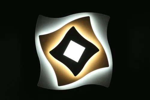 Бра LED Benevello OML-07801-25 Omnilux белый на 1 лампу, основание белое в стиле хай-тек фото 2 Бра LED Benevello OML-07801-25 Omnilux белый на 1 лампу, основание белое в стиле хай-тек фото 2