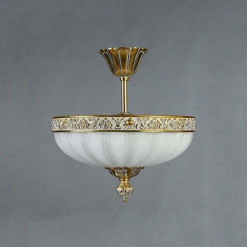 Люстра на штанге  LUGO 8539/30 PL WP AMBIENTE by BRIZZI белая на 3 лампы, основание бронзовое в стиле классический 