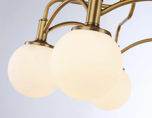 Люстра потолочная TR3212 Ambrella light белая на 5 ламп, основание золотое в стиле классический шар фото 7
