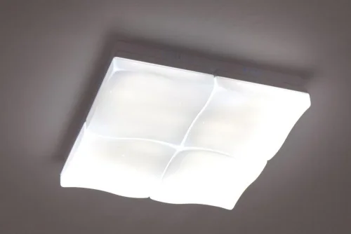 Светильник потолочный LED с пультом 10241/4LED Escada белый на 1 лампу, основание белое в стиле современный квадраты фото 3