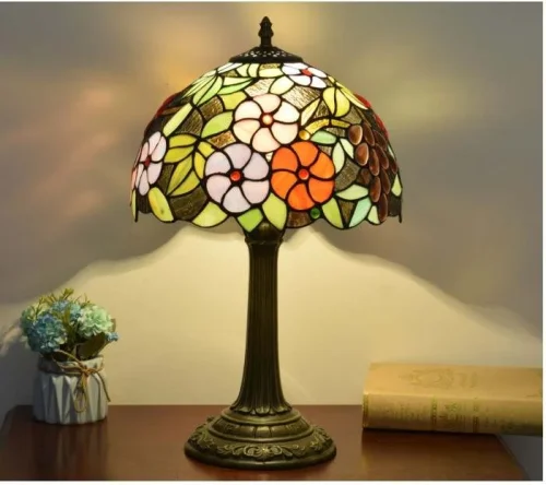Настольная лампа Тиффани Grape OFT825 Tiffany Lighting коричневая красная зелёная на 1 лампу, основание бронзовое коричневое металл в стиле тиффани цветы виноград