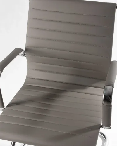 Офисное кресло для посетителей 102N-LMR CODY, цвет сиденья серый Dobrin, серый/экокожа, ножки/металл/хром, размеры - ****535*600 фото 8