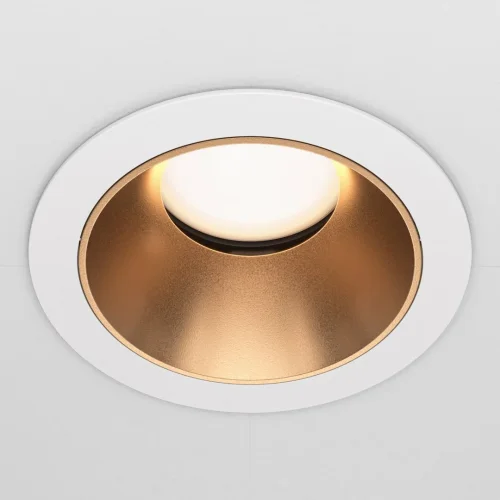 Светильник точечный Share DL051-U-1WMG Maytoni белый золотой 1 лампа, основание белое в стиле современный хай-тек  фото 5
